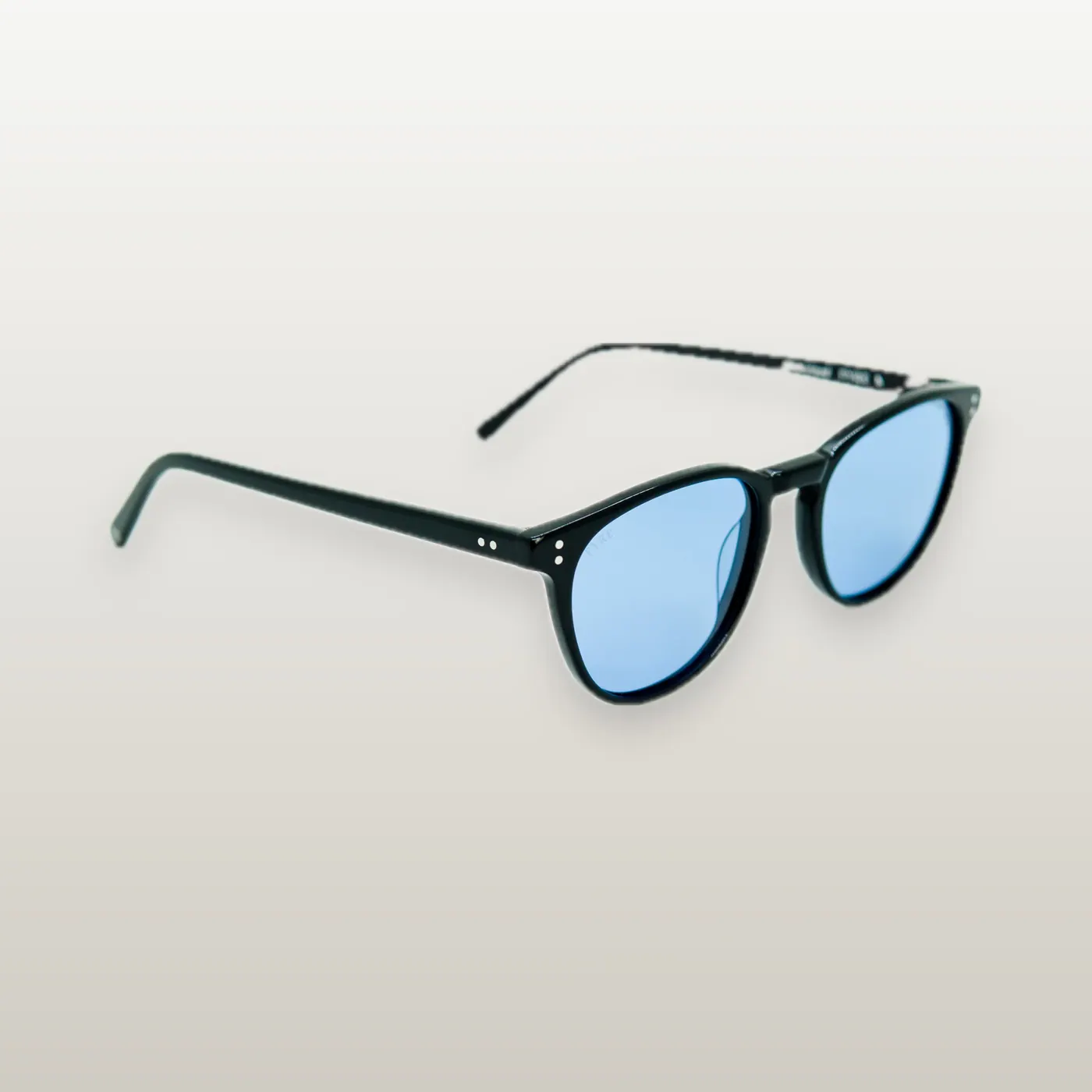 Wood’s · 05 Negro Azul — tres cuartos